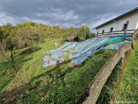 Ogledi zemeljskih plazov (2)